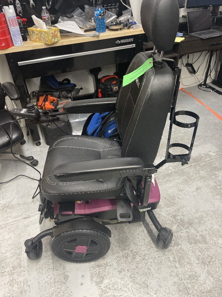 Electric Wheelchair