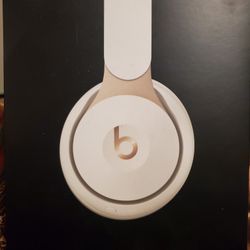 Beats Solo Pro