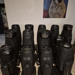 12 Martin Mac 3 Intelligent Moving Lights