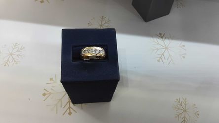 Yellow Gold 14k (.585) 3.9 grams Size 6