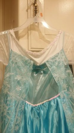 Elsa costume-size 7 - 8