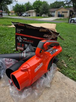 ECHO
56V 151 MPH 526 CFM Cordless Battery Powered Handheld Leaf Blower with 2.5Ah Battery and Charger