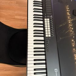 Novation Launchkey 61