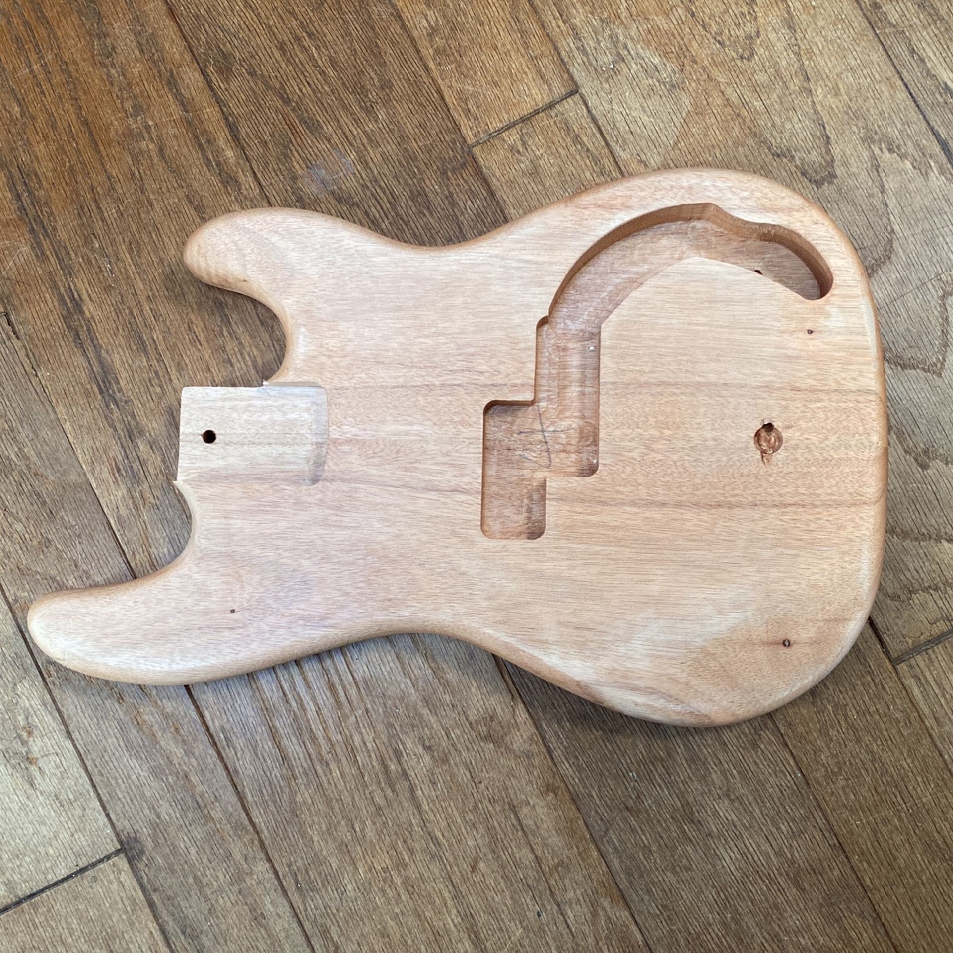 Unfinished Mahogany Electric Bass Guitar Body