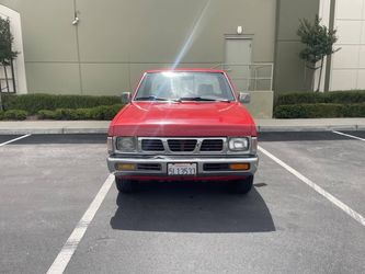 1997 Nissan 4x2 Truck