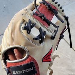 GLOVE EASTON TOURNAMENT ELITE. GUANTE DE BASEBALL