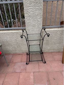 Decorative glass table