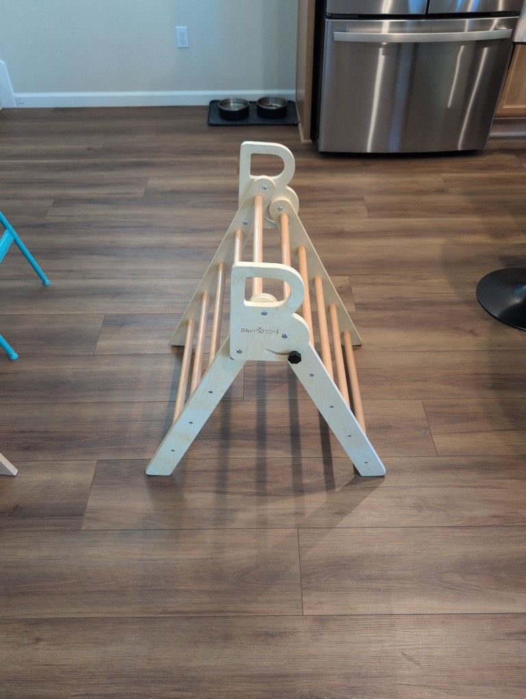 Flodable Triangle Ladder Climbing Toy for Toddlers 1-3, Montessori Toy Indoor Playground Climbing Gym for Toddlers Kids Triangle Climbing Toys