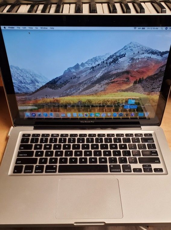 MacBook Pro 13" / EXTRAS!!