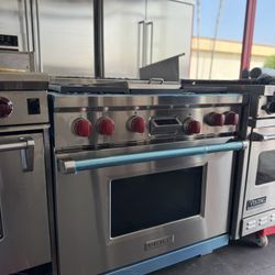 36” Wolf Range Dual Fuel With Flat Griddle
