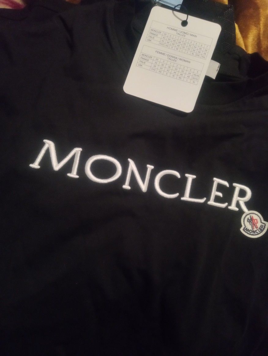 Moncler 