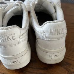 Tenis
