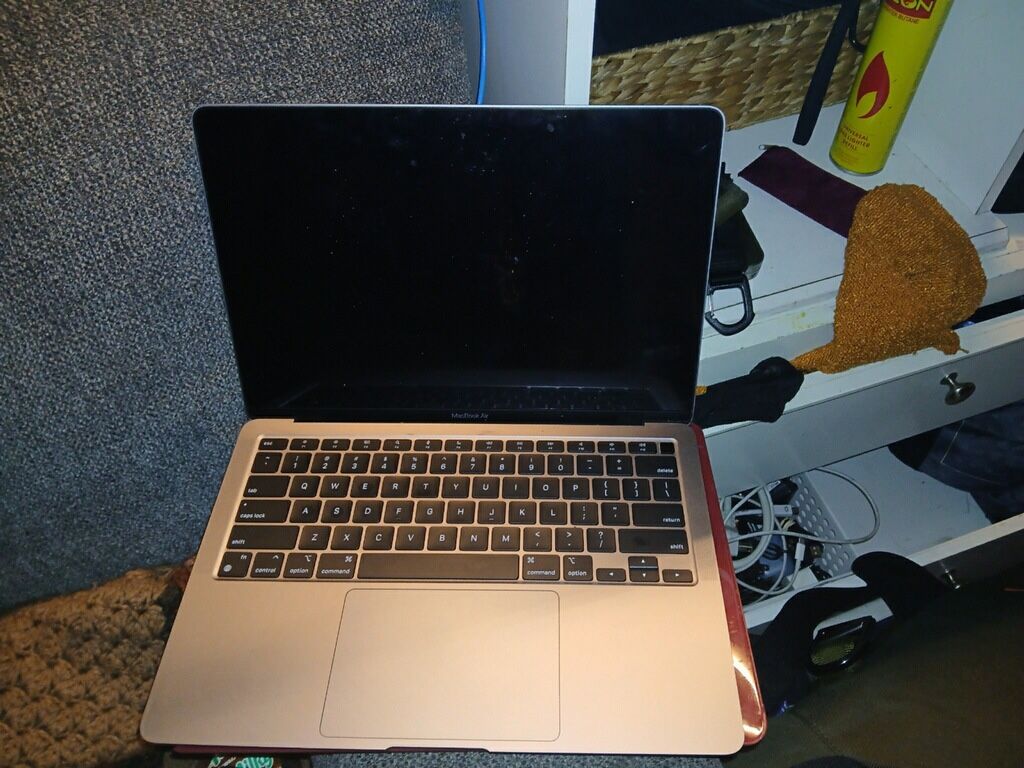APPLE MACBOOK AIR 2020