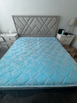 King sized bed