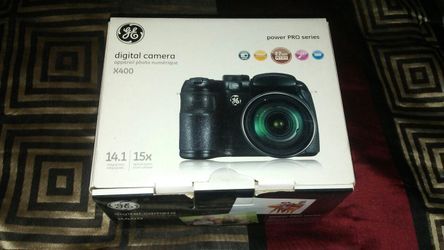 Camara (ge) X400 power pro series 14.1 mega pixel