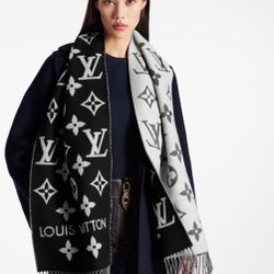 LV Scarf