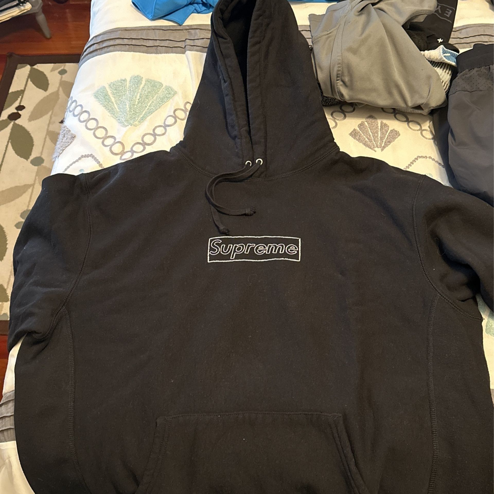 Supreme “Chalk Logo” Hoodie L