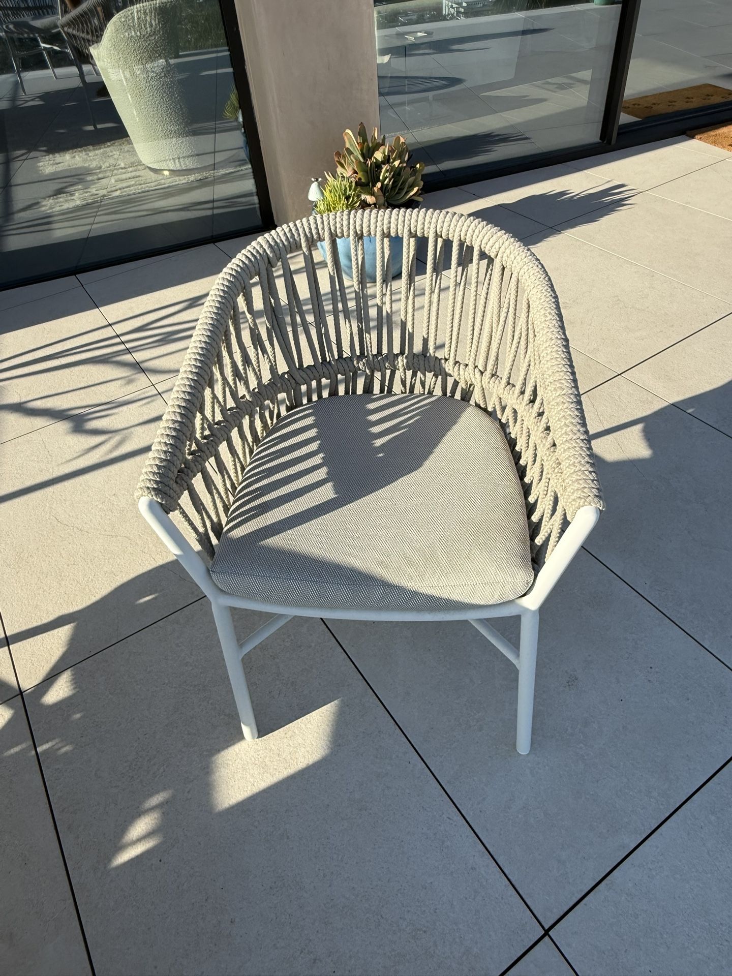 Outdoor Patio Cushion Chairs With Rope Weave Back!