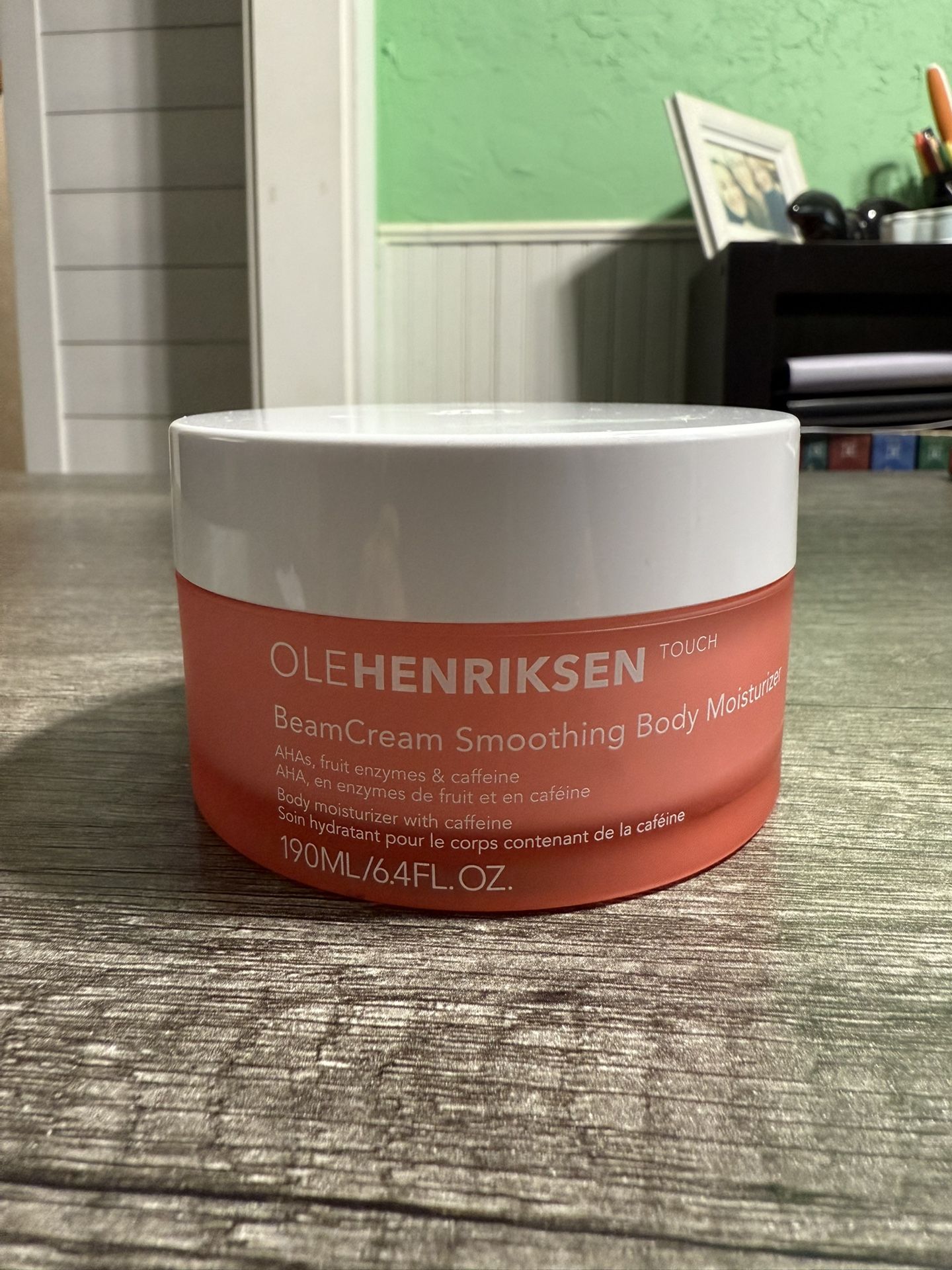 Ole Henriksen BeamCream Smoothing Body Moisturizer – 190 ml / 6.4 fl oz
