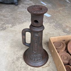 Antique Vintage Vulcan Barn Jack, 25 Assorted Scale Weights & Beam Scale