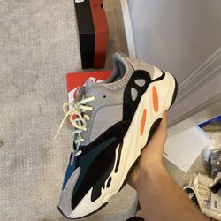 Yeezy 700 Waverunner