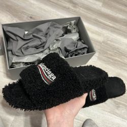 Balenciaga Slides