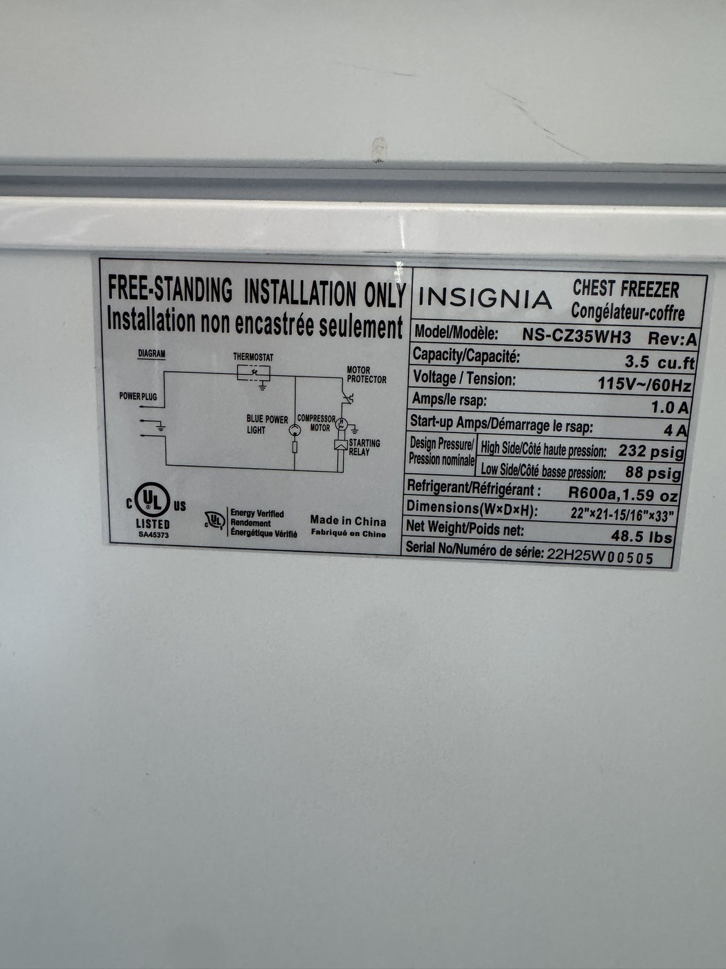 Chest Freezer 3.5 Cu. ft- Insignia