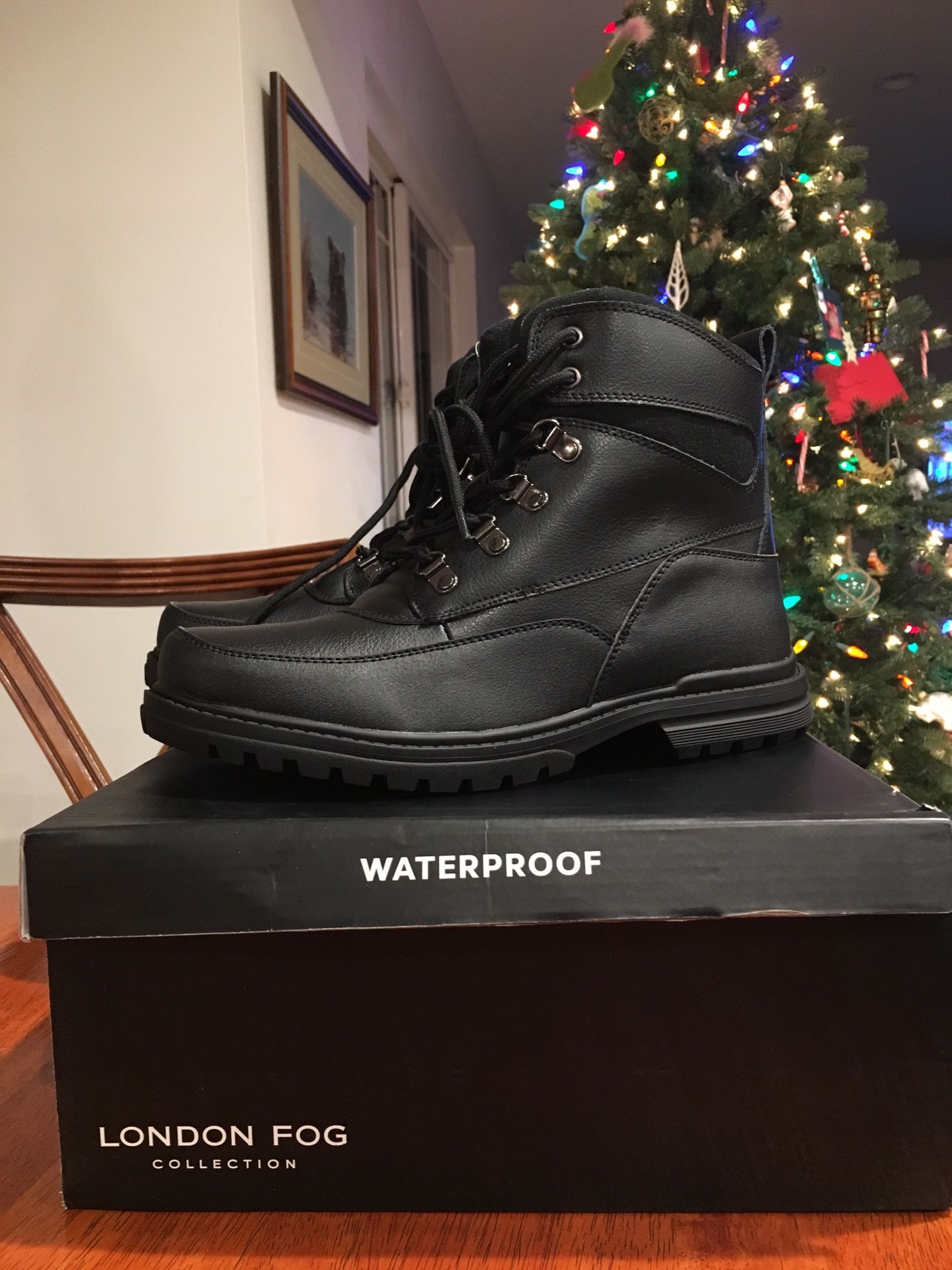 Men’s Boots Waterproof Size 11 New in Box