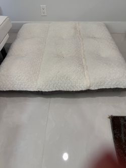 Dog bed