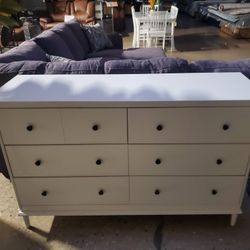 Mid Century Modern Style 6-Drawer Solid Wood Dresser - White(NEW In A Box)