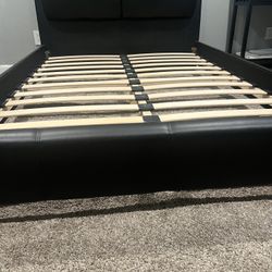 Full size bed