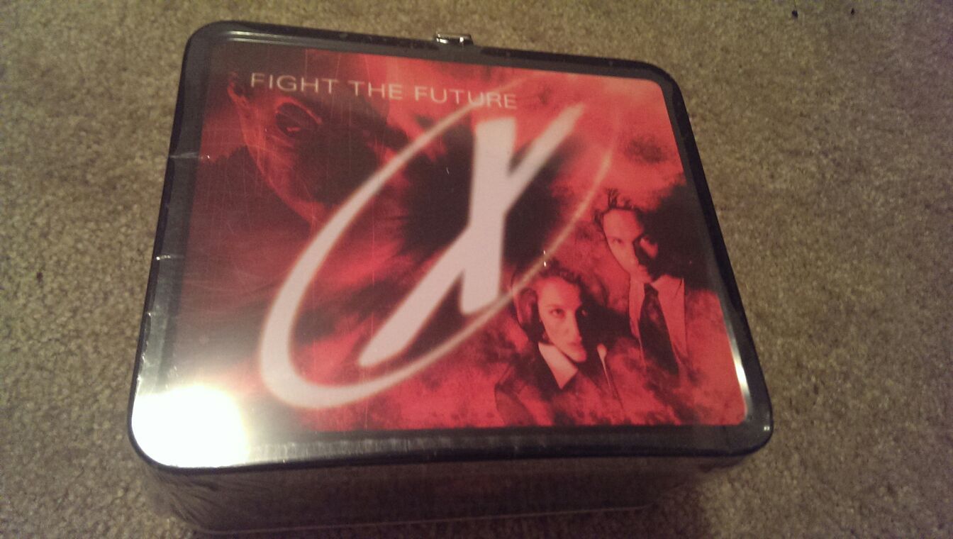 X-files Fight the Future Lunch Box