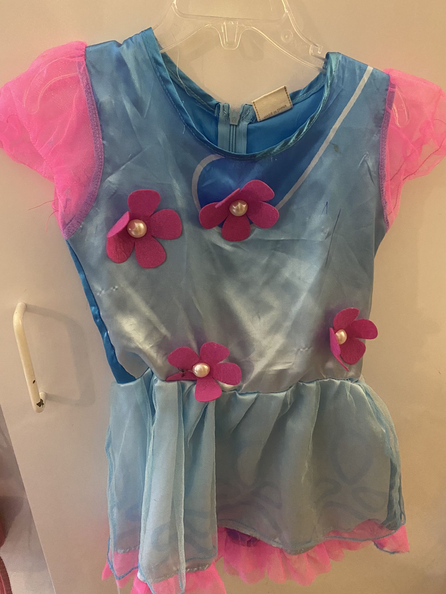 Trolls Dress size 3t with Wig