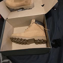 New Timberlands Sz 9 New In Box