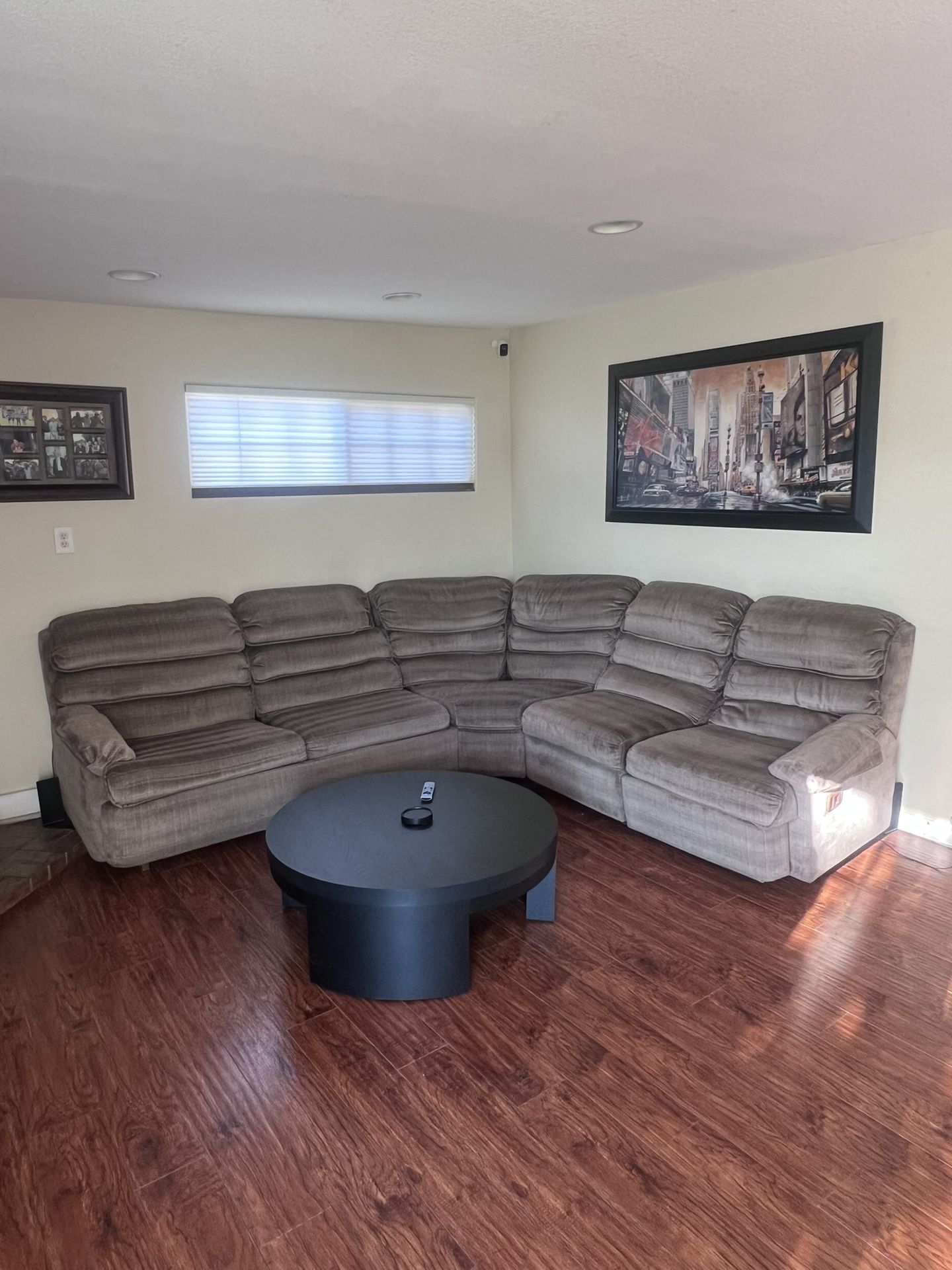 Couch / Sofa