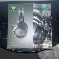 Razor Nari Essential