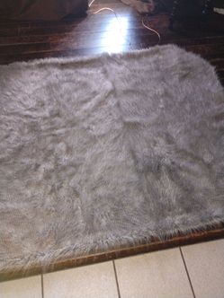 Throw blanket