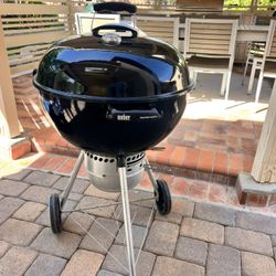 22” Weber Master Touch Charcoal Kettle Bbq Grill 