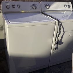 Gas Washer And Dryer. 