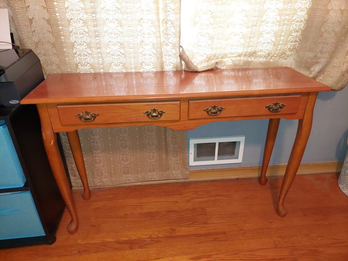 Queen Anne Console Table
