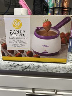 Wilton Candy Melting Pot