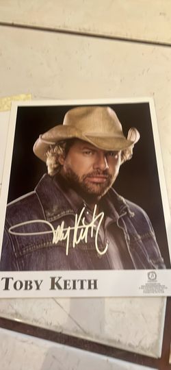 Signed Photo By Toby Keith W Letter