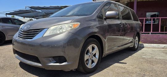 2013 Toyota Sienna