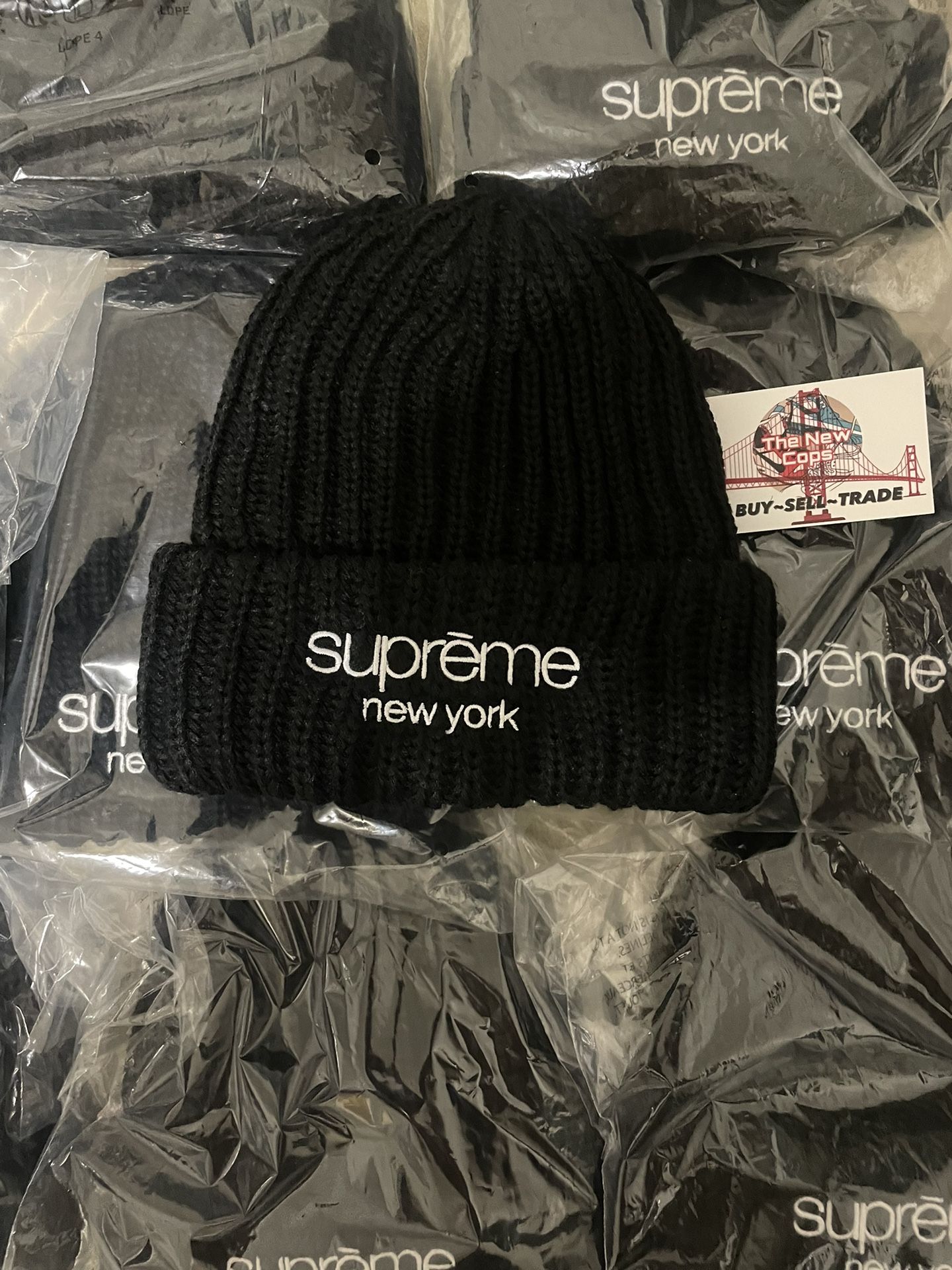 Supreme Classic Logo Chunky Ribbed Beanie FW24