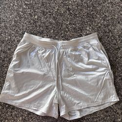 Lululemon Satin Shorts 5” Sz XL