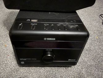 Yamaha MCR-B020 Micro Component Stereo System - Bluetooth, CD, USB