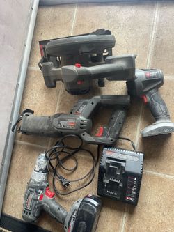 Set still saw charger batterie  saw  taladro cargador bacteria. 2 serrucho s