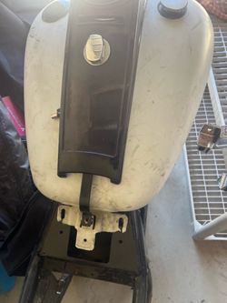 Harley 08 & up Touring Roadking Gas Tank