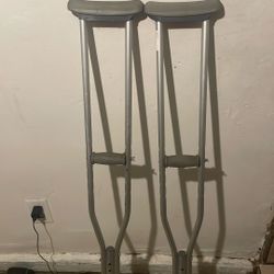 Crutches 