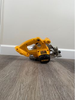 Dewalt dc390k circular saw